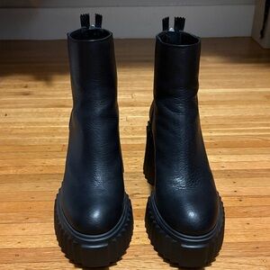 AGL Black Chunky Heeled Boots